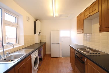5 bed house, Starbeck Avenue, Jesmond Vale, Newcastle, NE21PB - Image 2